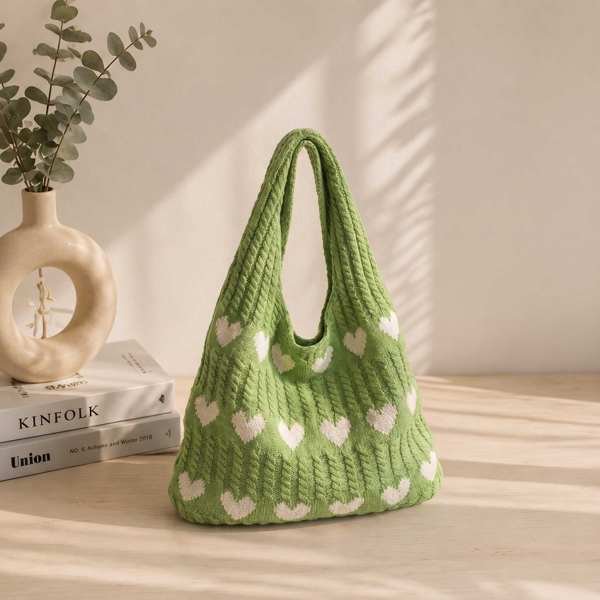 Customized Women's Love Heart Pattern Tote Bag Aesthetic Knitted Shoulder Bag Fashion Womens Crochet Handbags