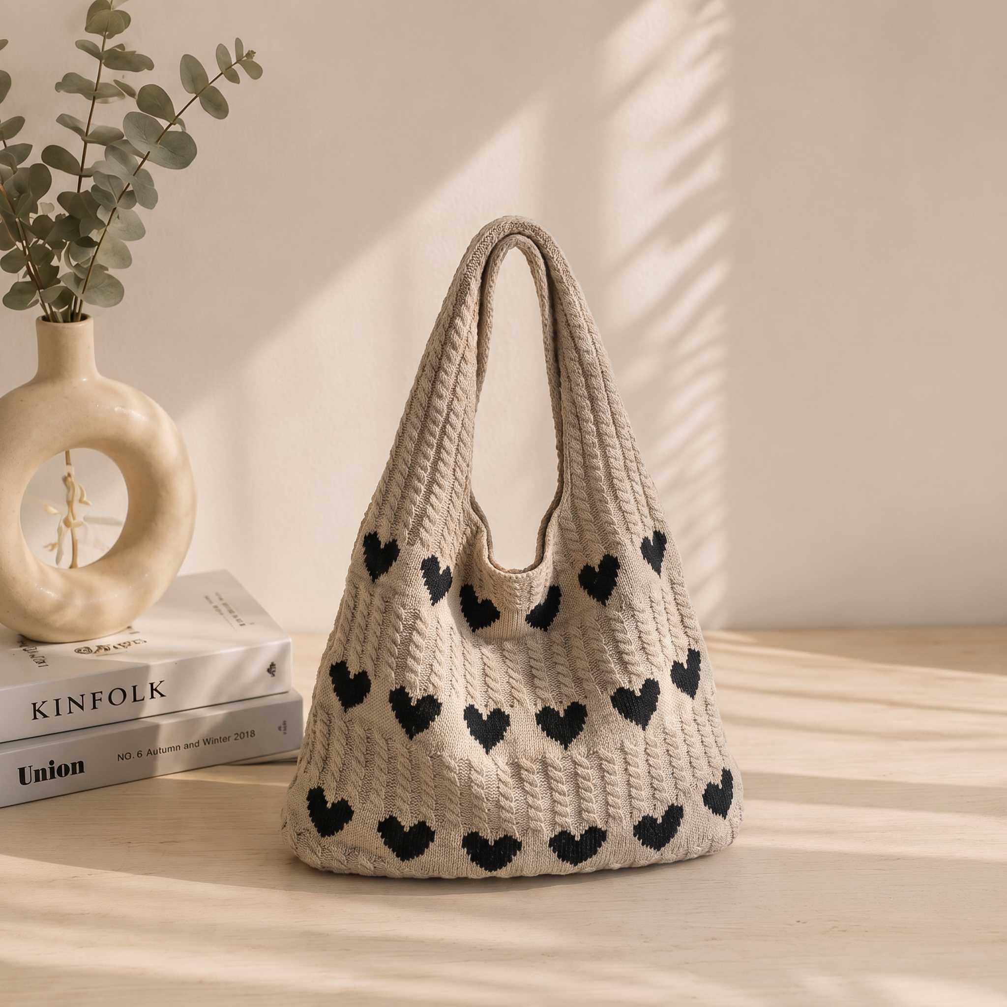 Customized Women's Love Heart Pattern Tote Bag Aesthetic Knitted Shoulder Bag Fashion Womens Crochet Handbags